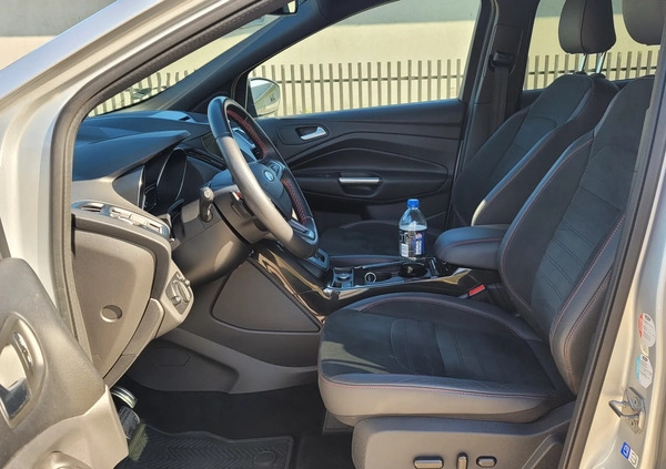 Ford Kuga cena 77900 przebieg: 218584, rok produkcji 2018 z Iława małe 742